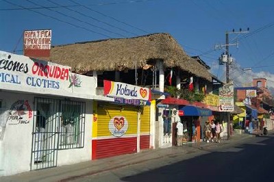 cozumel_calle.jpg